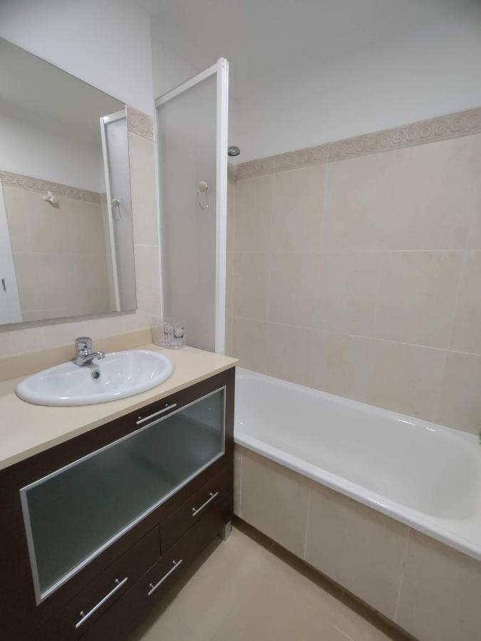 Lovely With Pool View Apartamento Oriola (Orihuela)